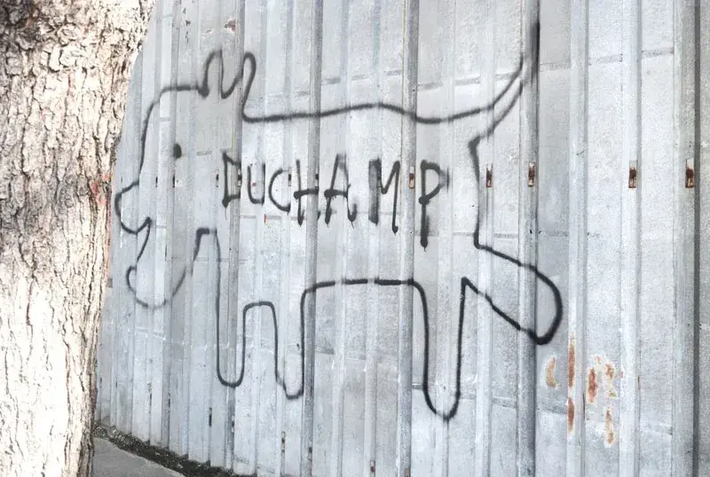 Drawings encountered on the way to Luis Salazar’s home, image 1