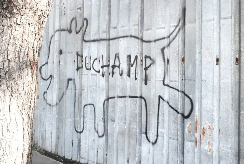 Drawings encountered on the way to Luis Salazar’s home, image 1